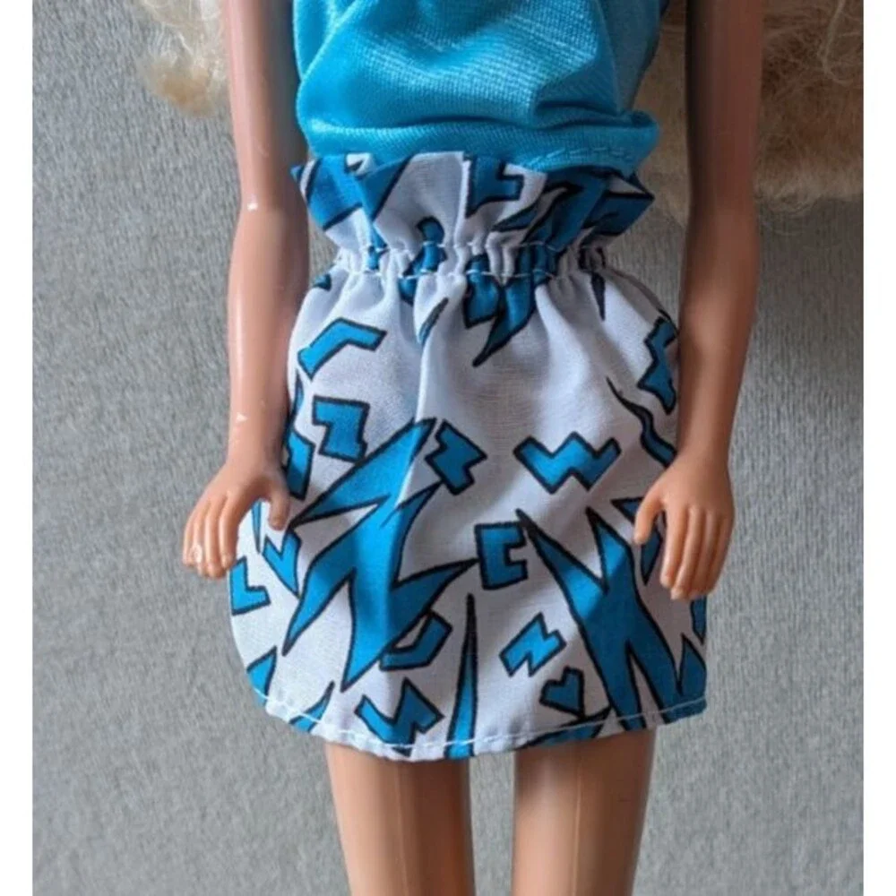 Vintage Barbie Easy Living Fashions 8594 Blue Geometric Hat Skirt - NO Doll READ